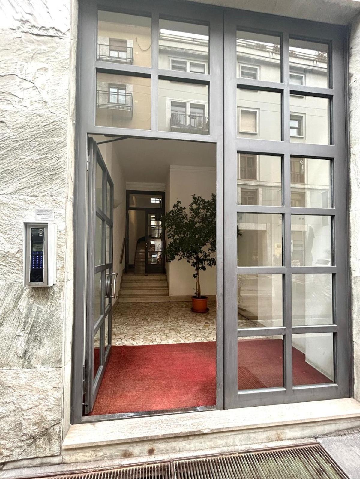 Voltaottosuite - Comfort And Elegance In Moscova Milán Exterior foto